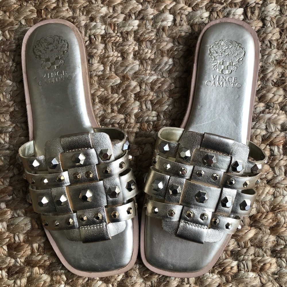 New: Vince Camuto Neverna Stud Leather Slide Sandal. Size 7.5